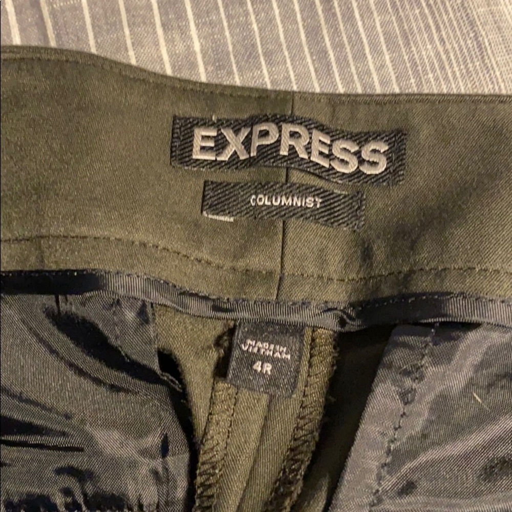 Army green express columnist pant!
